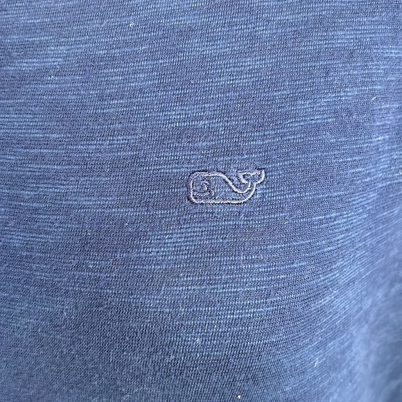 Vineyard vines blue polo shirt size medium (235) - Picture 3 of 9